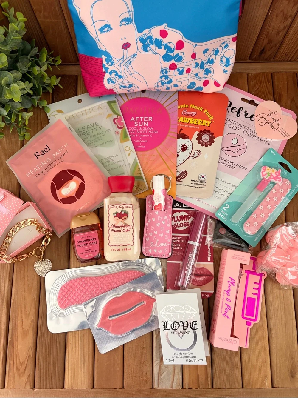 Self-Care Spa Bundle: Estee Lauder, Bath & BodyWorks, Pacifica, Vera Wang &More! - Picture 2 of 6